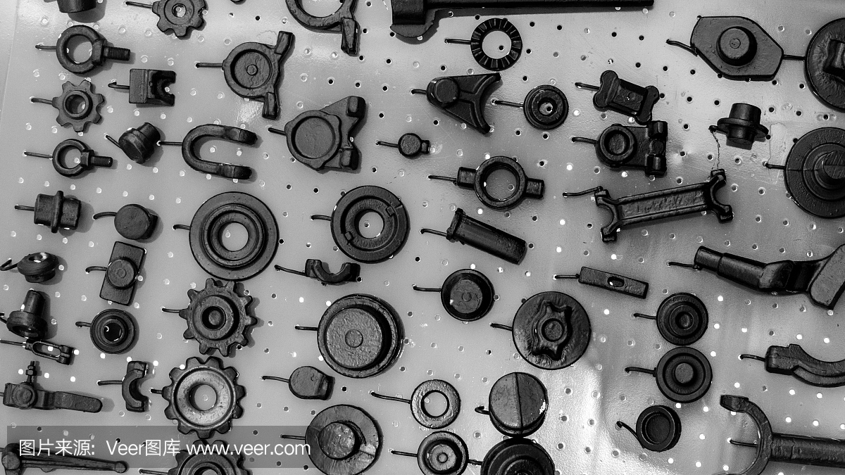 一套農機零配件黑白