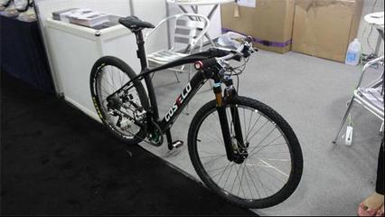 Costelo智能自行車(chē) 雷達(dá)技術(shù)賦能安全騎行，引領(lǐng)未來(lái)出行新體驗(yàn)